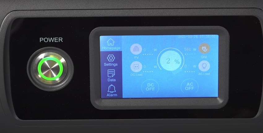 Das Display der Bluetti EP500 Powerstation.