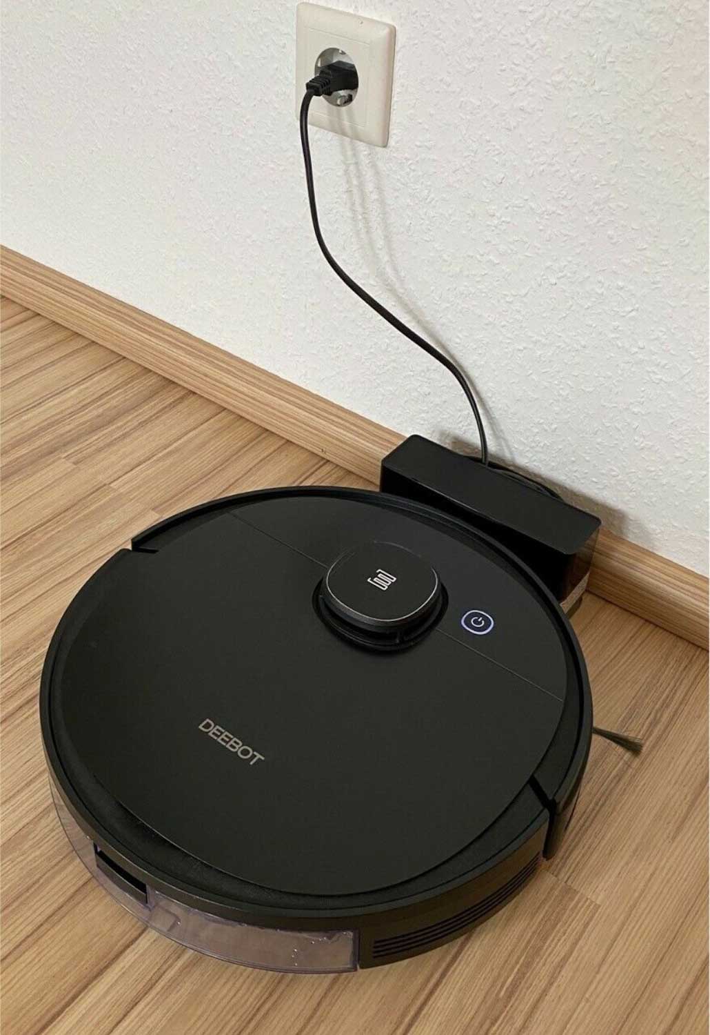 Der Ecovacs Deebot OZMO 950 im ausführlichen Test.