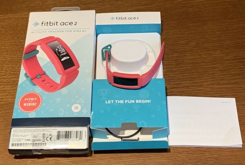 Die Fitbit Ace 2 Smartwatch.