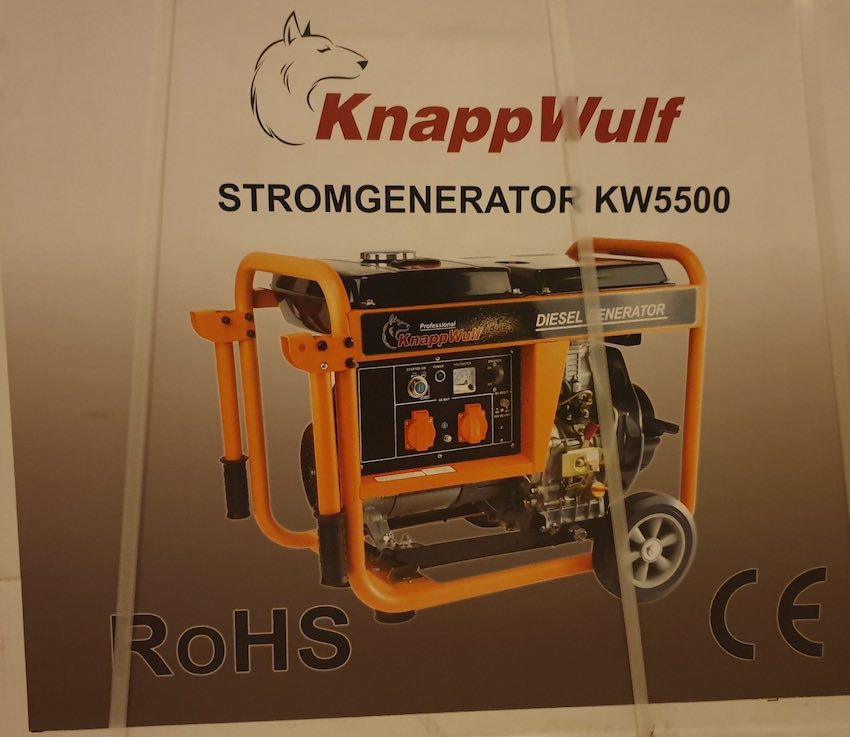 Der KnappWulf KW5500-3 Diesel Stromerzeuger kommt sicher verpackt per Spedition.