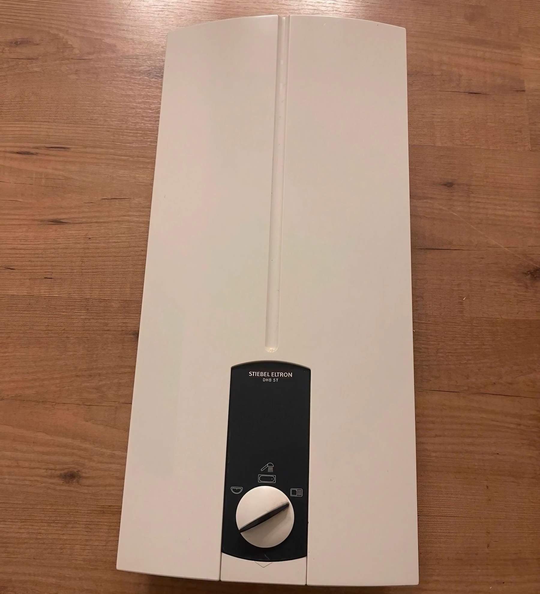 Der Stiebel Eltron DHB 21 ST Durchlauferhitzer.