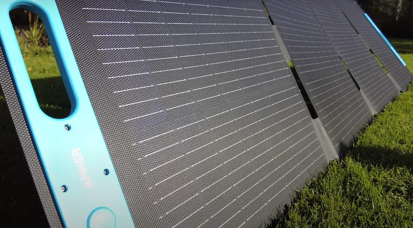 Die passenden Solarpanels von Anker sind separat erhältlich.