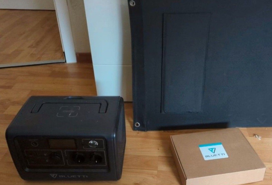 Auf gehts! Der Bluetti EB70 Solargenerator bereit zum Test.