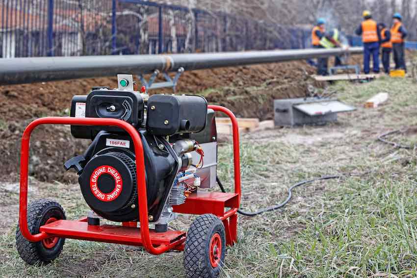 Notstromaggregate auf Dieselbasis findet man oft auf Baustellen.