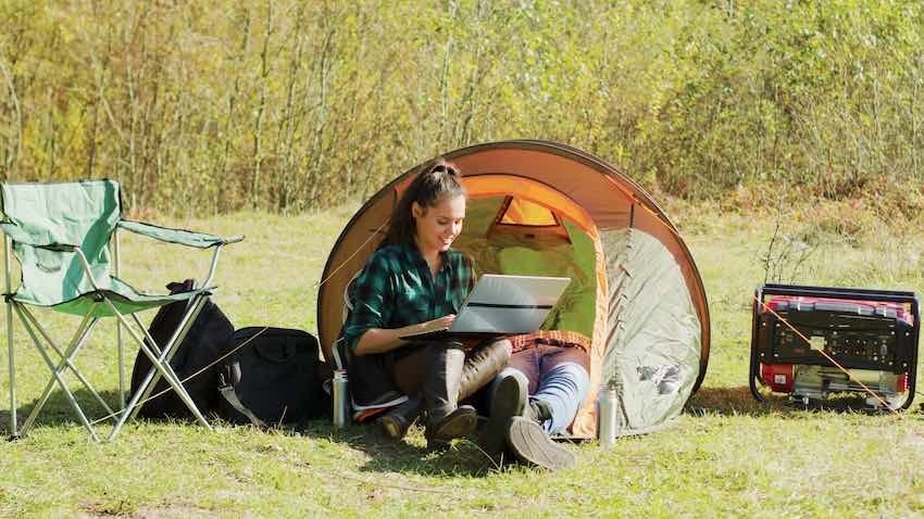 Ein Inverter-Stromerzeuger eignet sich hervorragend fürs Camping.