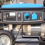 Ein Notstromaggregat am Einfamilienhaus