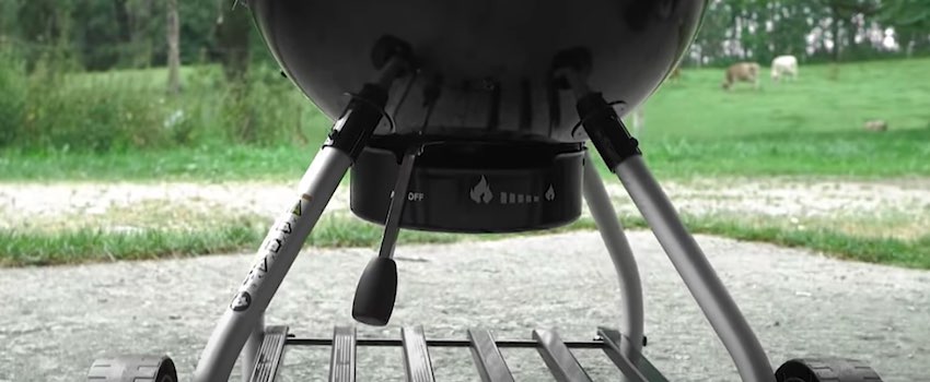 Die präzise Lüftungssteuerung des RÖSLE Smoker No. 1 F50-S.