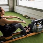 Ein Rudergerät eignet sich hervorragend um überschüssige Pfunde loszuwerden.