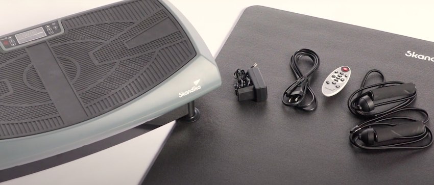 Die skandika V2000 Vibrationsplatte und der Lieferumfang.
